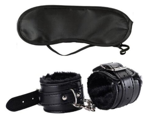 Fuzzy Handcuffs x Blindfold Set