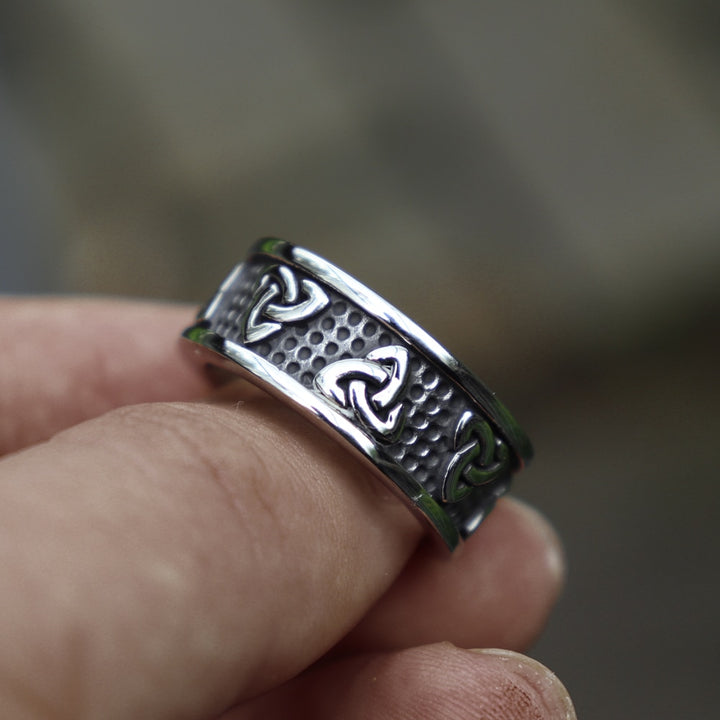 Viking Celtics Knot Ring